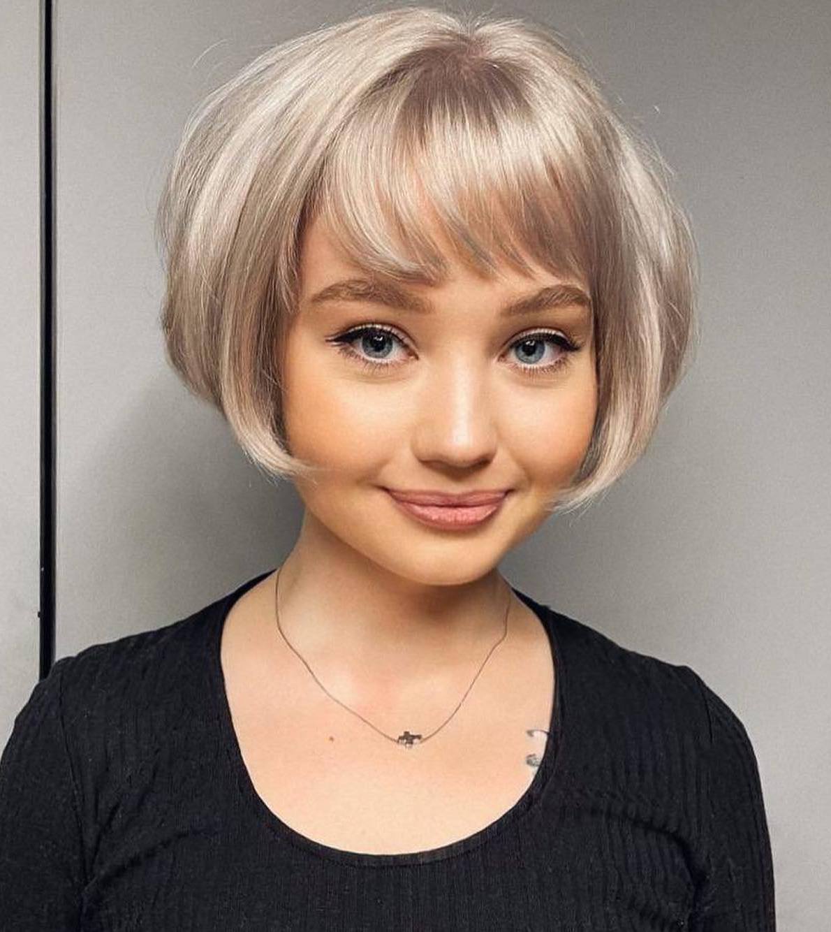 Lip-Length Bob for Round Faces