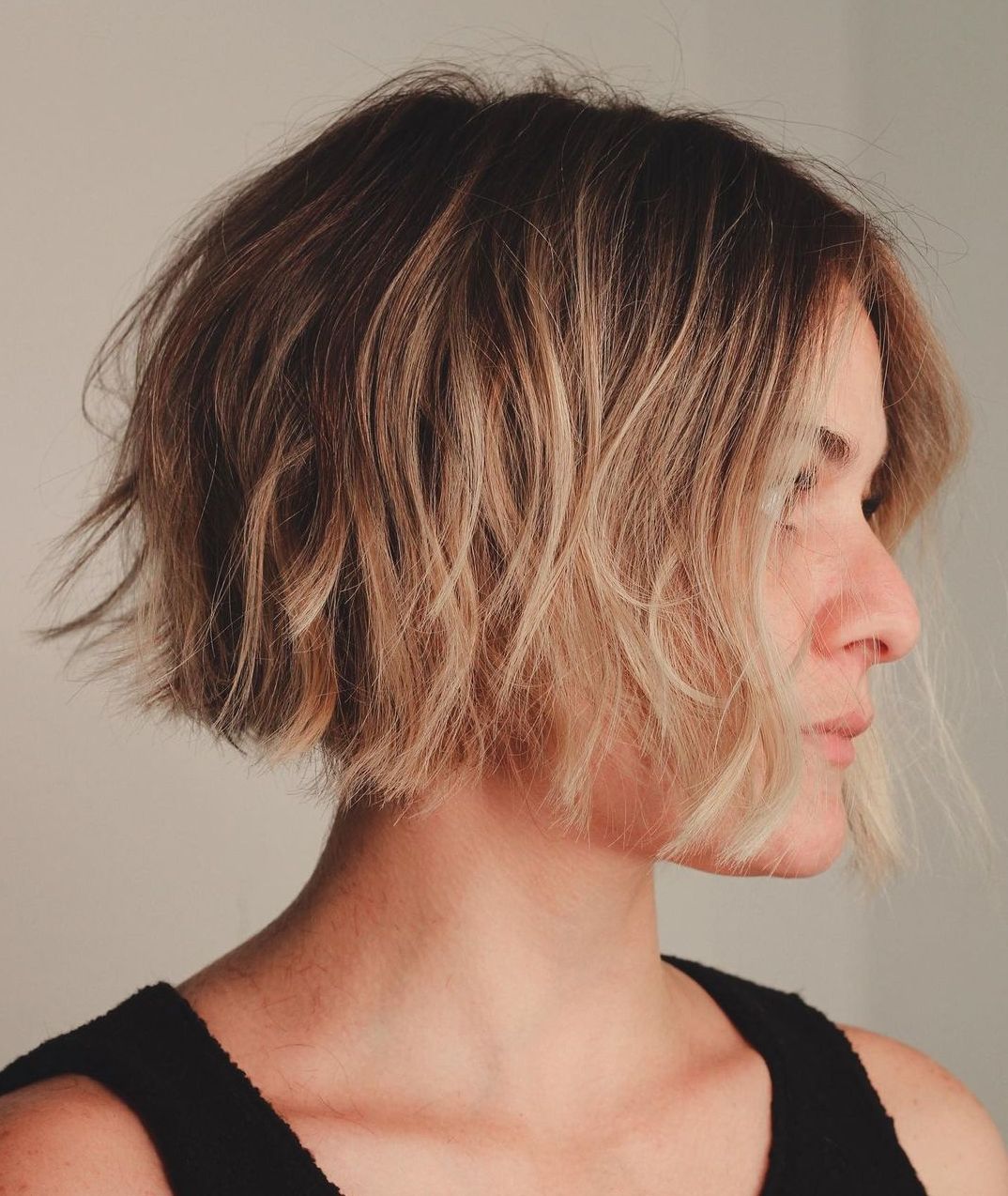 Jaw-Length Lob Shag with Highlights